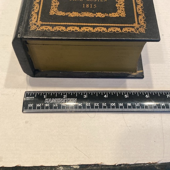 Emma, Jane Austen 1815, Wooden Book Box - Picture 4 of 9